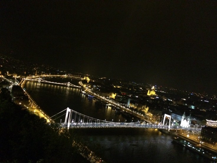 1_ZcDnbP1xkVG_lt0KBqbW5w